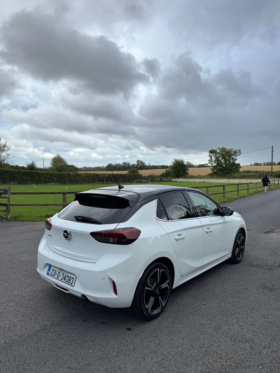 Car - Image 4