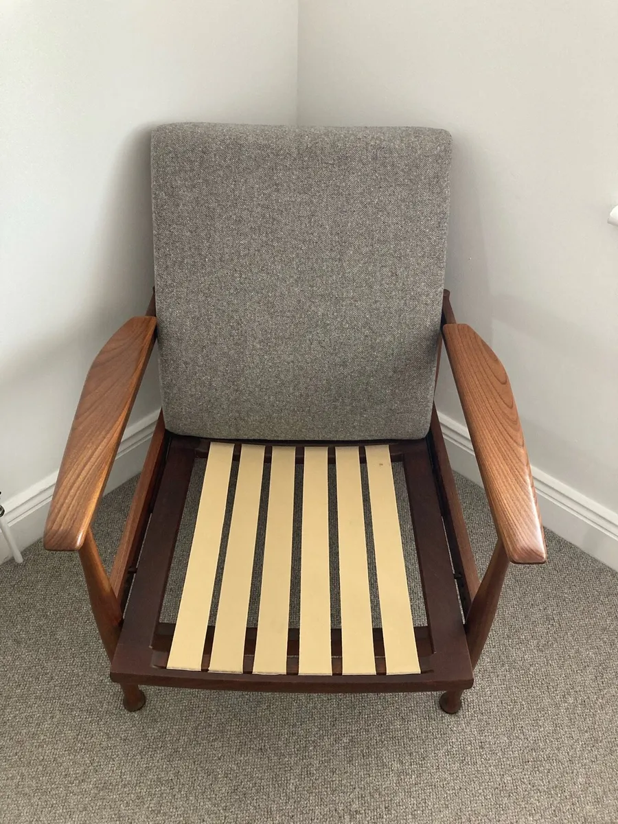 Mid Century Vintage Guy Rogers Manhattan Armchair - Image 4