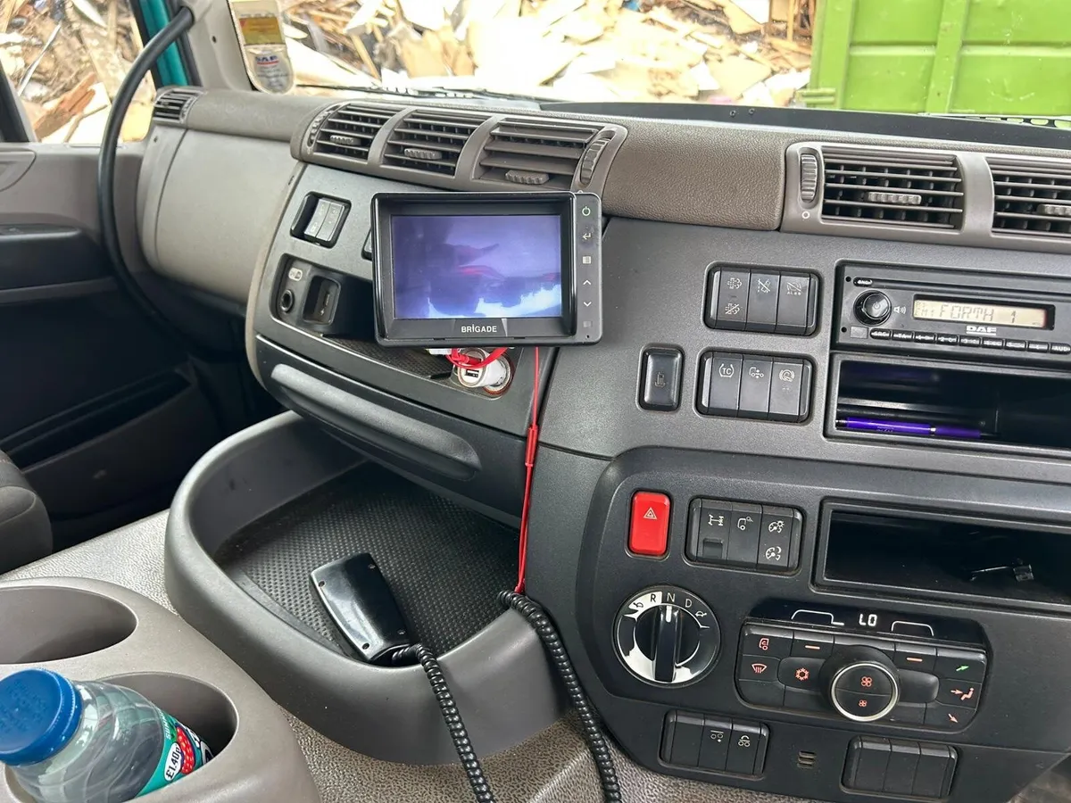 DAF CF 450 HOOKLOADER  ( 2019 ) - Image 3