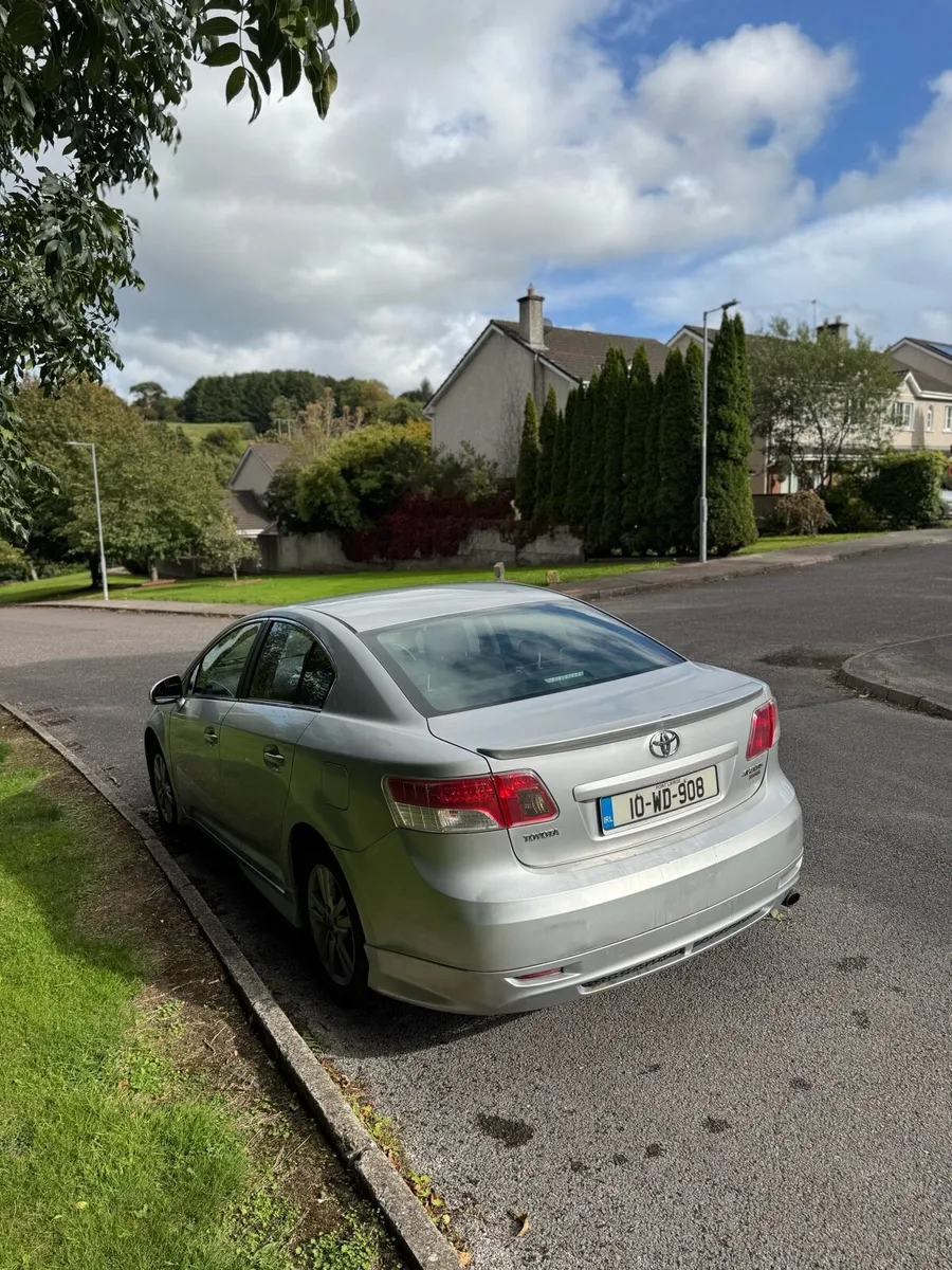 2010 Toyota Avensis Strata 2.0 D4D - Image 4