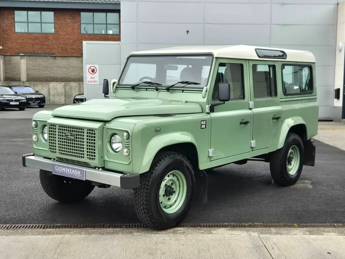 Land Rover Defender TD HERITAGE STATION WAGON - Image 3