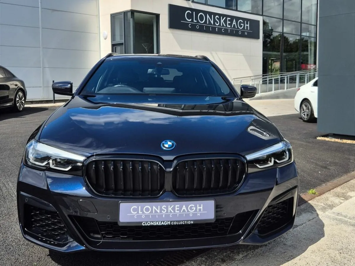 BMW 5-Series 530E M SPORT - Image 2