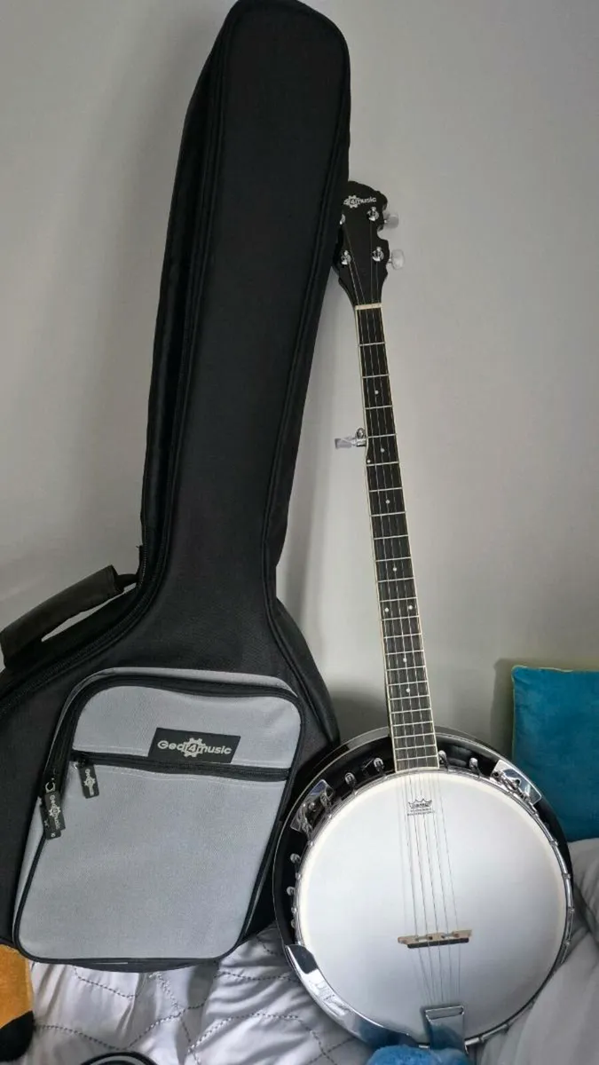 Banjo - Image 1