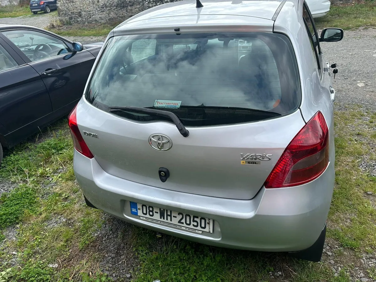 Toyota Yaris 2008 - Image 1