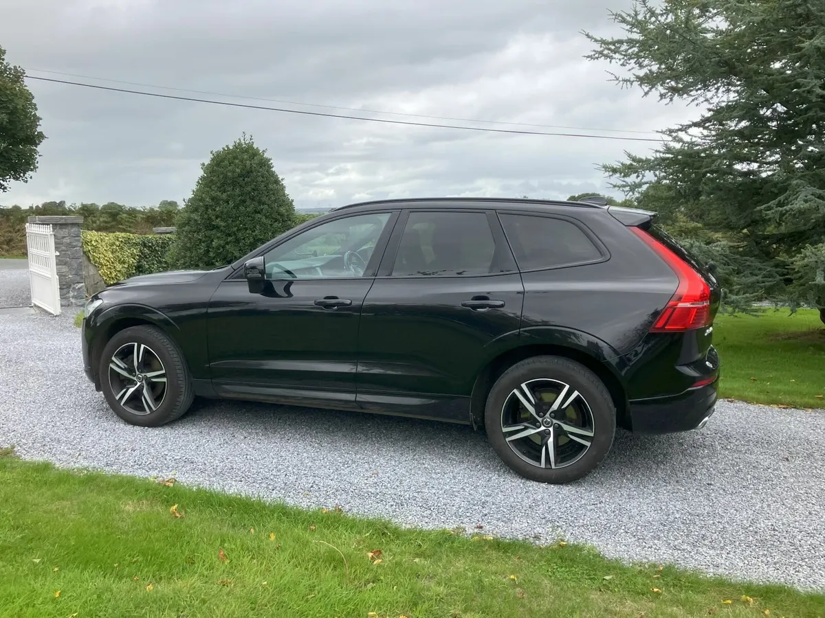 Volvo XC60 2019 - Image 2