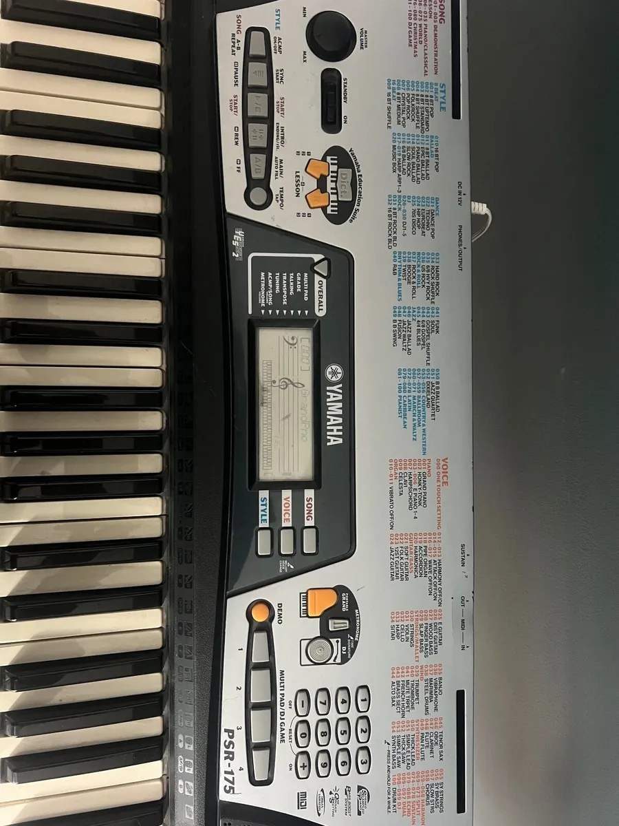 Yamaha keyboard - Image 3