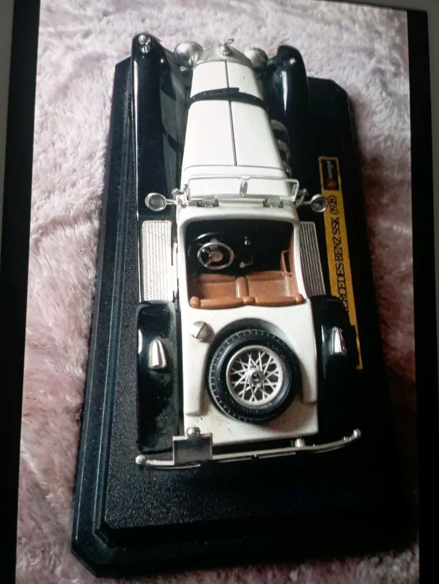 BbURAGO MERCEDES BENZ SSK 1928 DIE - CAST CAR. - Image 4