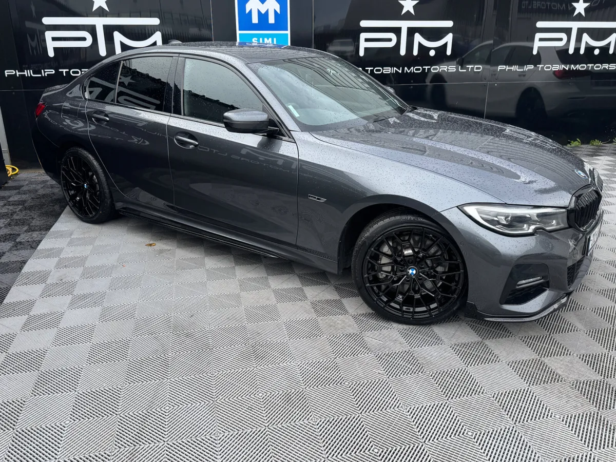 BMW 330e M Sport M Performance Auto - Image 3