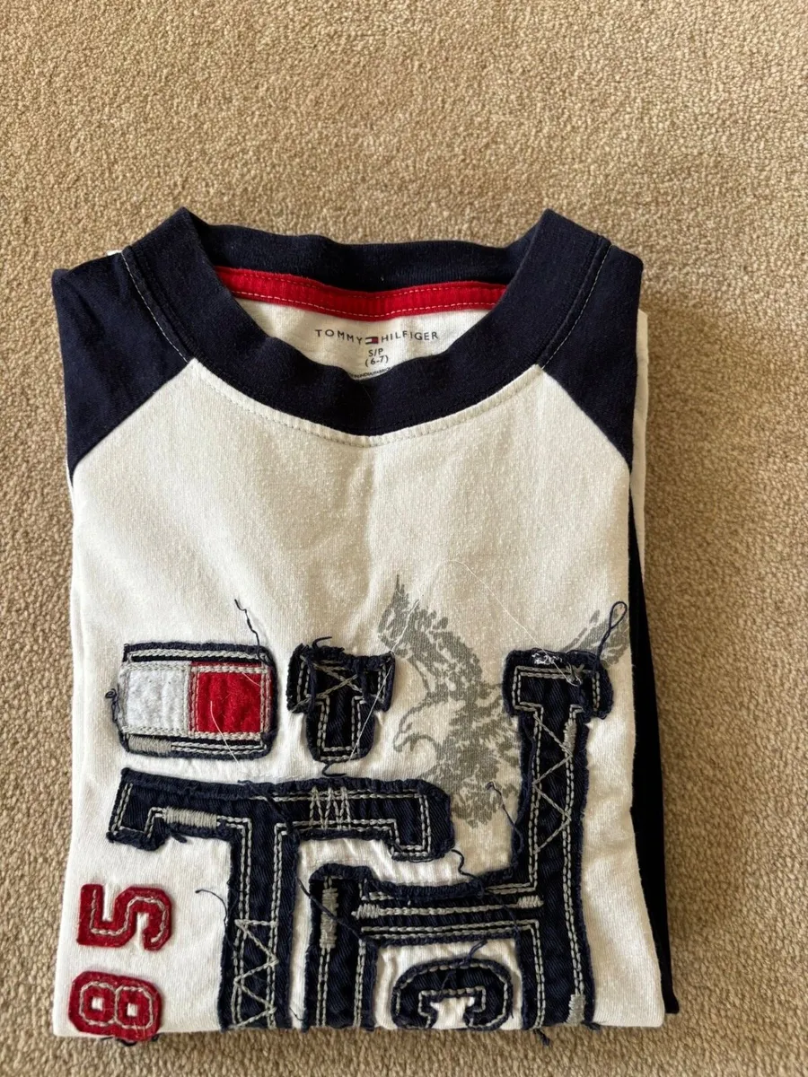 Tommy Hilfiger Long sleeve Top age 6-7 - Image 3