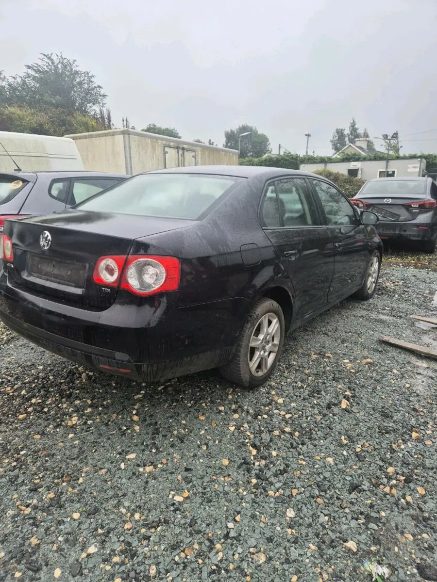 Volkswagen Jetta - Breaking only - Image 2