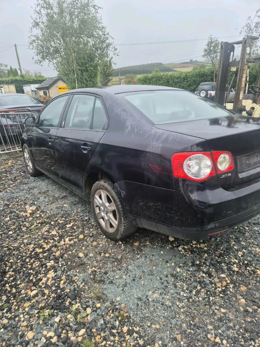 Volkswagen Jetta - Breaking only - Image 3