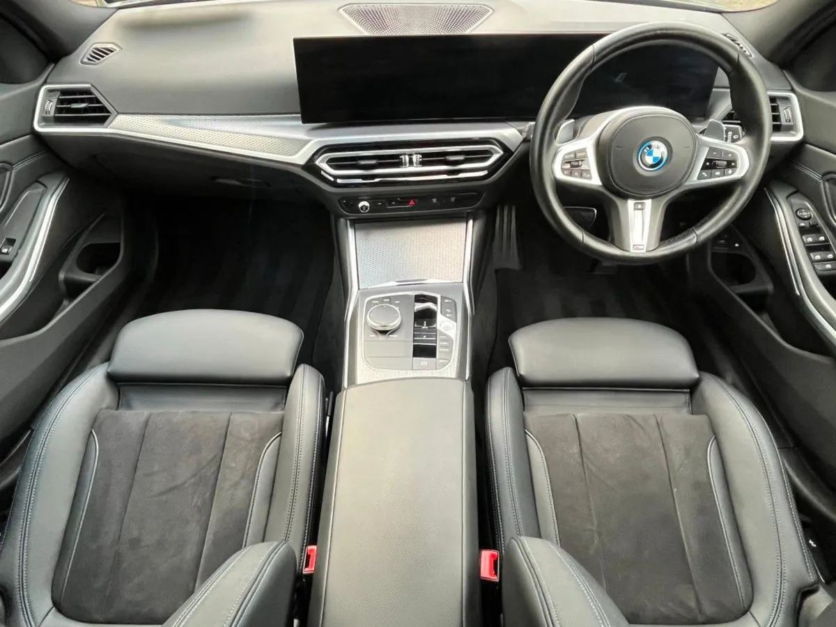 BMW 3 Series PAN Roof 330e M Sport Touring Auto - Image 2