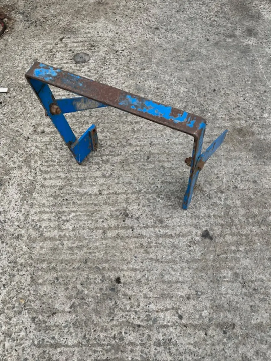 Grill Guard to suit Ford 6640, 7740, 7840 etc - Image 4