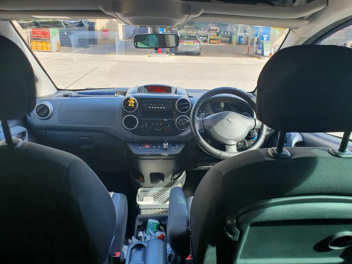 Peugeot Partner Tepee 2014  Automatic - Image 1