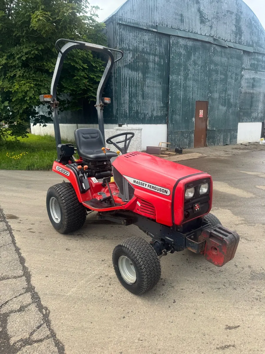 Massey Ferguson Garden Tractor - Image 3