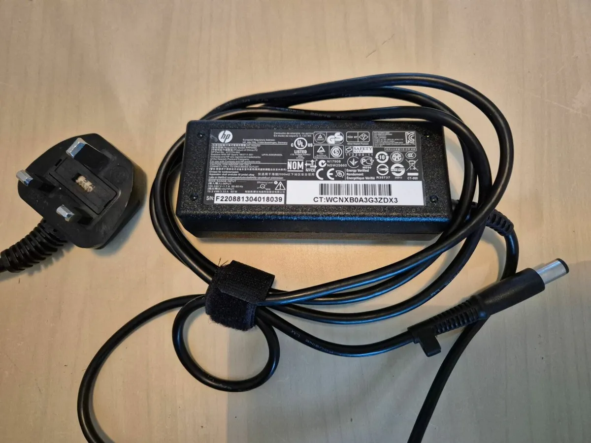 Laptop charger, 65W - Image 3