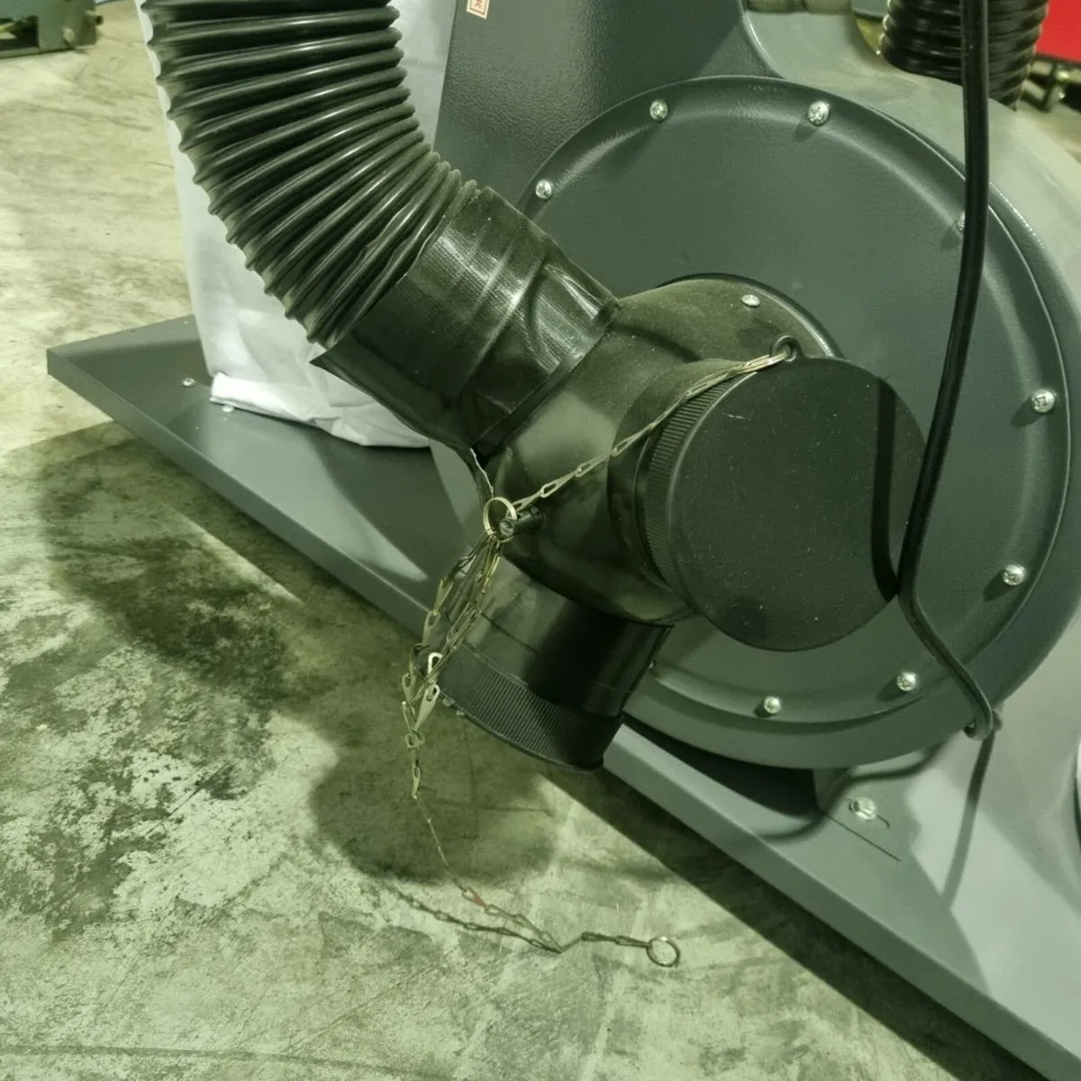 Dust collection system - Image 4