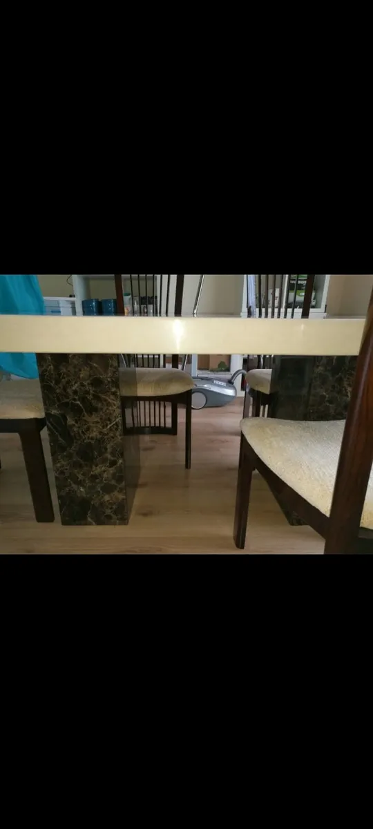 Kitchen table - Image 2