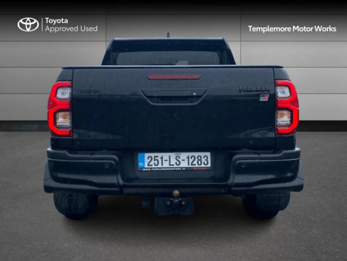 Toyota Hilux HILUX 2.8 GR SPORT II - Image 4