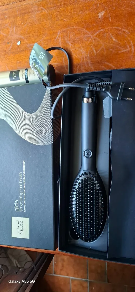 GHD Glide smoothing hot brush - Image 4