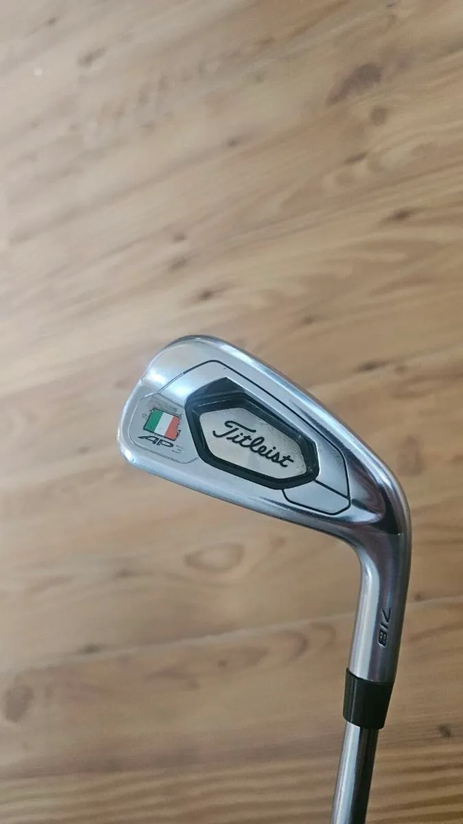 Titleist Ap3 4 iron - Image 1