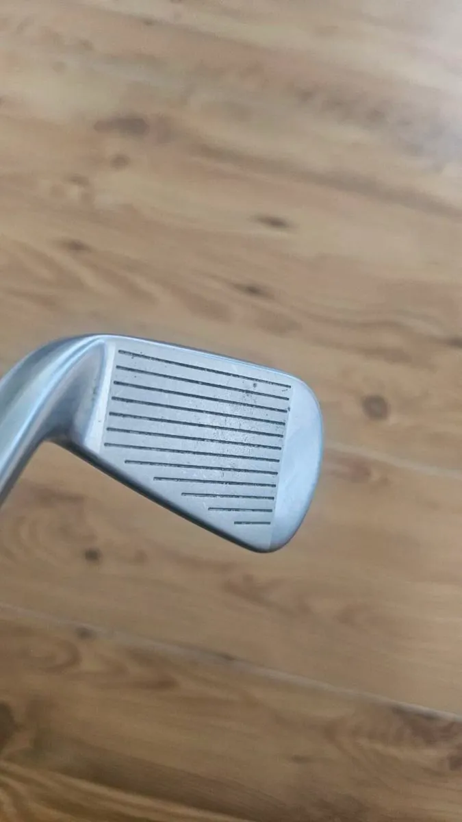 Titleist Ap3 4 iron - Image 2