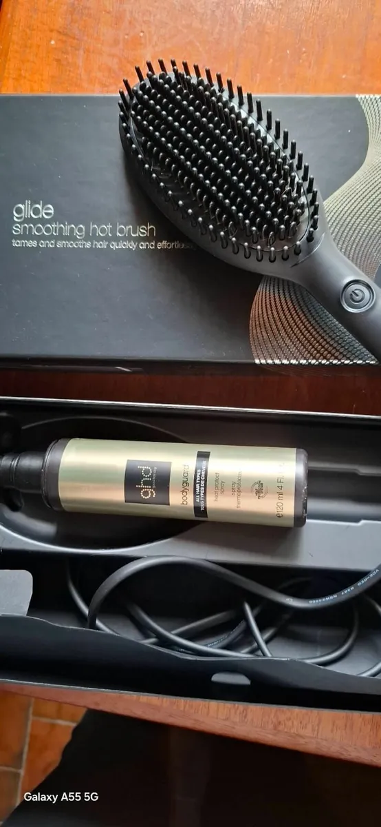GHD Glide smoothing hot brush - Image 2