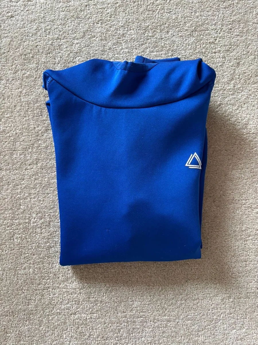 Blue Boys hoody age 5-6 - Image 3