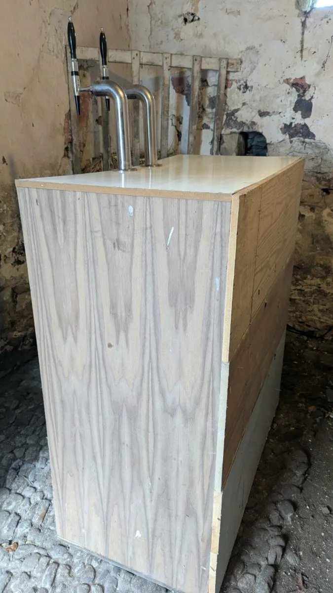 Home Bar - Image 1