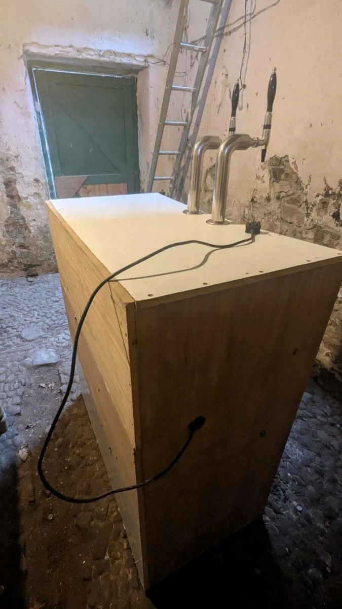Home Bar - Image 2