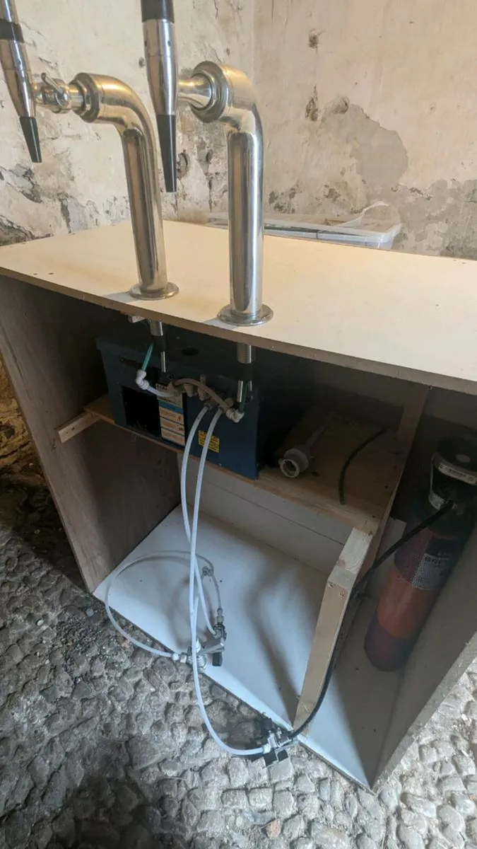 Home Bar - Image 3