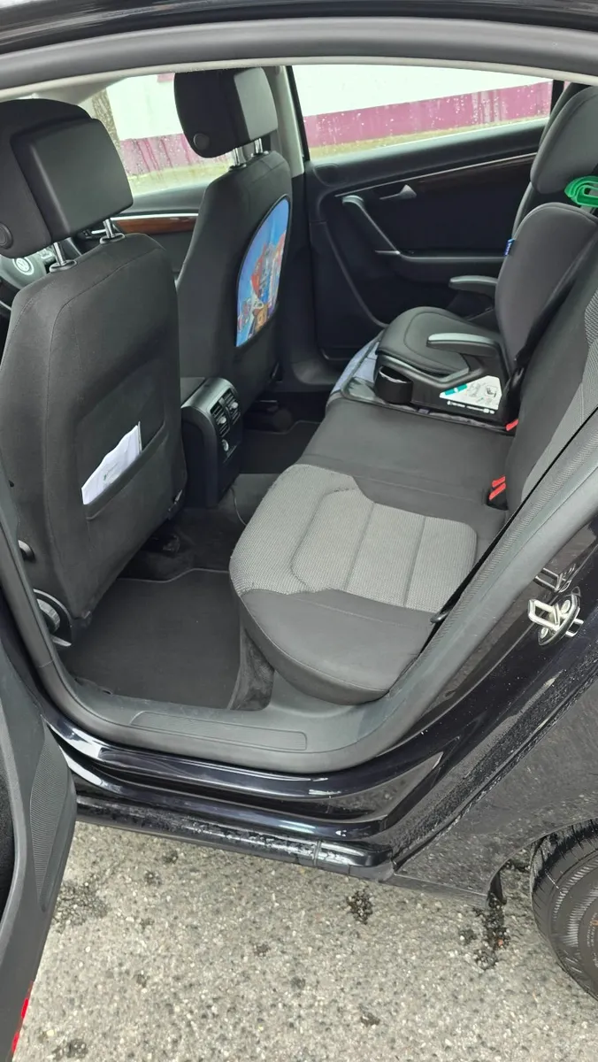 Volkswagen Passat 2011 with NCT and TAX - Image 3
