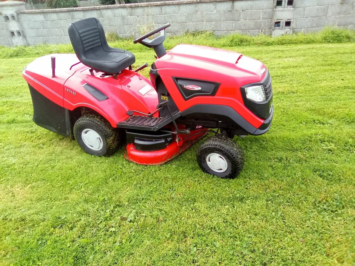 Castlegarden Ride on lawnmower - Image 3