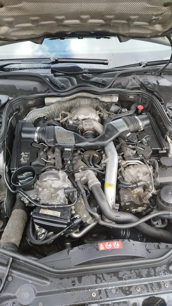 Mercedes CLS for parts - Image 2