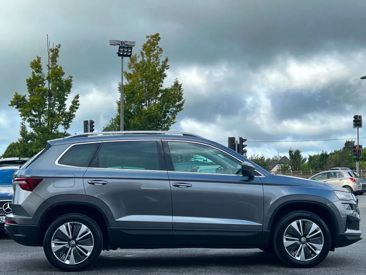 Skoda Karoq Ambition 2.0tdi 5DR  fsh - Image 4