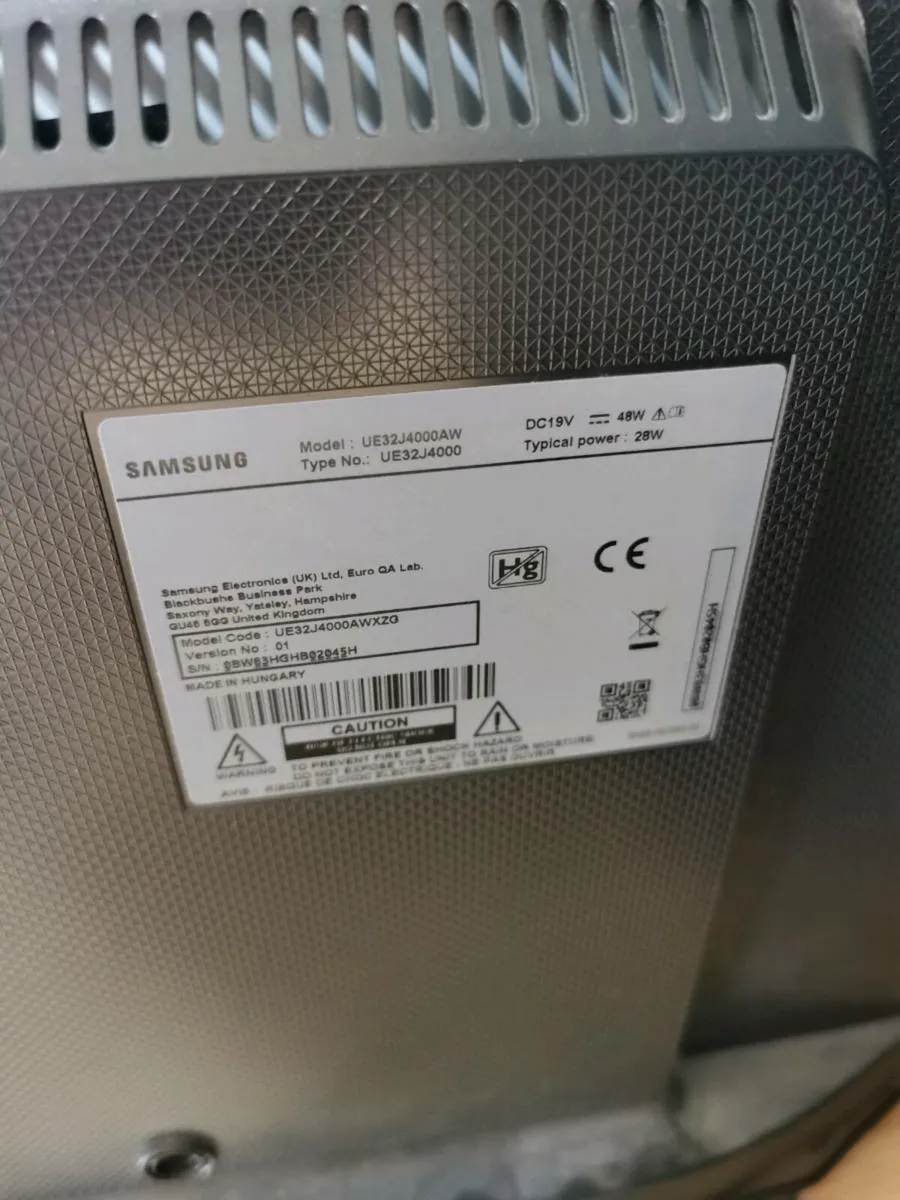 Samsung 32" TV - Image 2