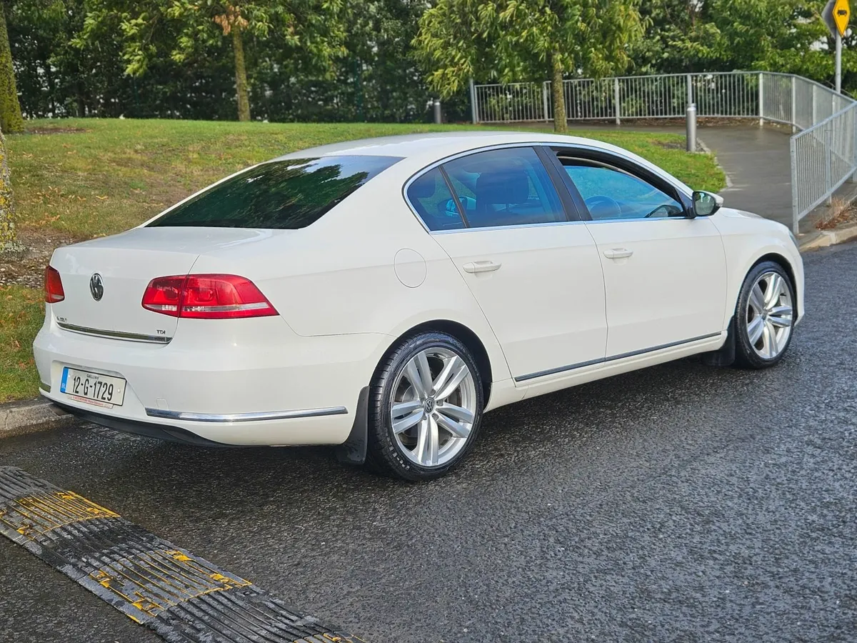 VW  Passat HIGHLINE 1.6 TDI  NCT & TAX 04/26 - Image 3