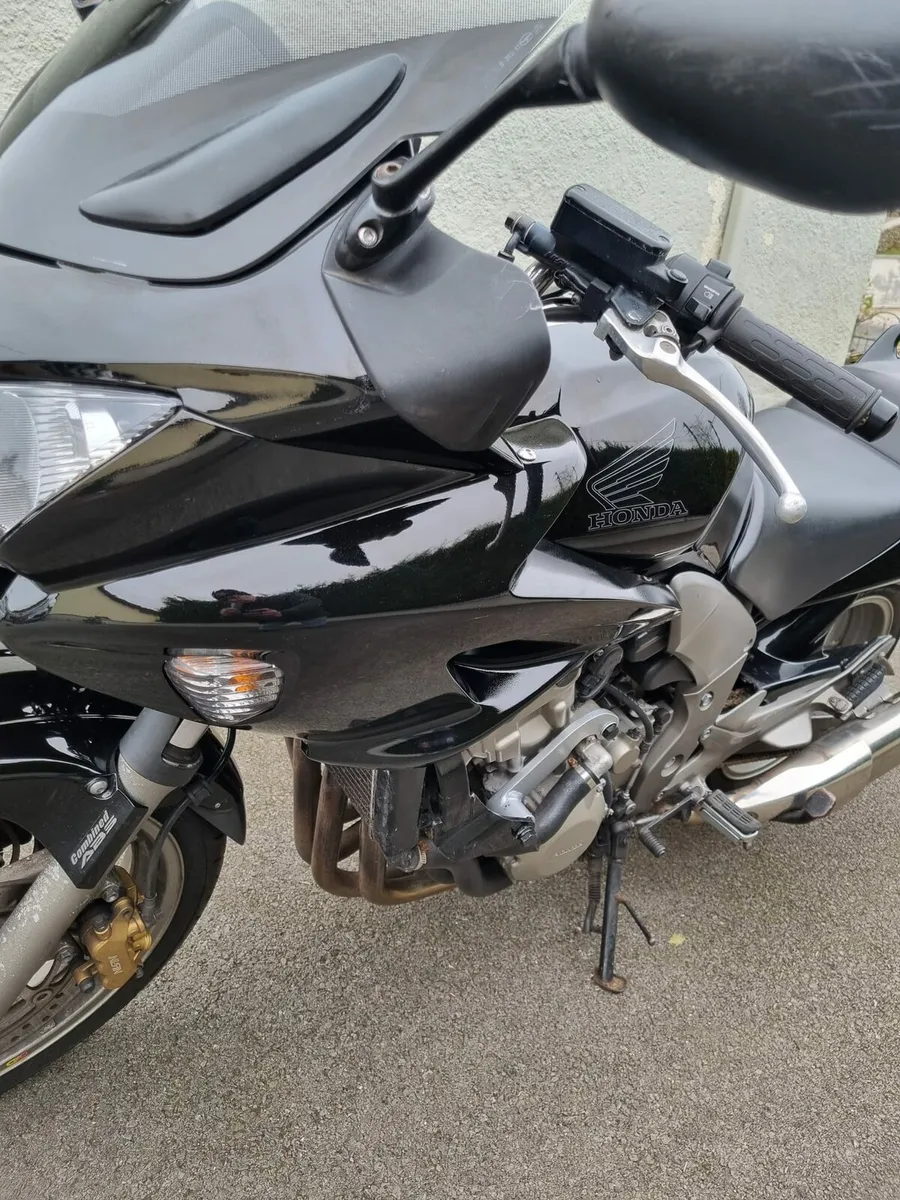Motorbike - Image 4