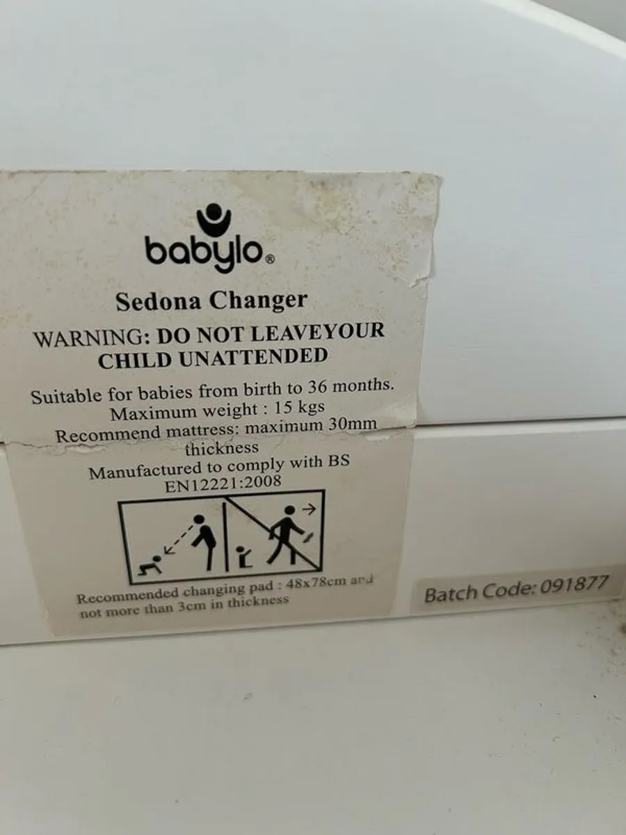 Baby changer - Image 3