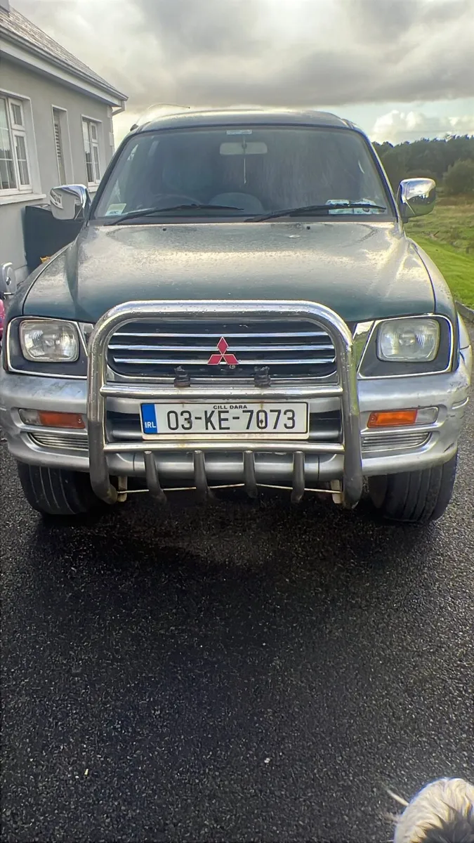 Mitsubishi Pajero 2003 - Image 3