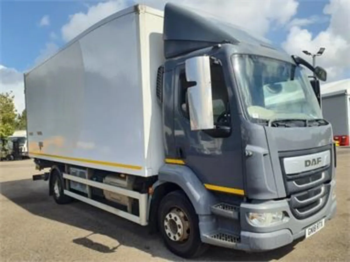 16Ton 2018 LF 230 20F fridge - Image 1