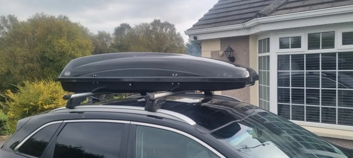 Kia Roof Box 390 Litre *open to offers - Image 1