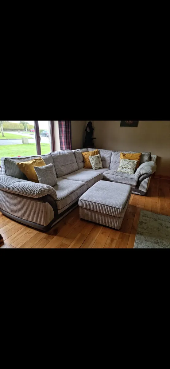 Corner Couch - Image 3