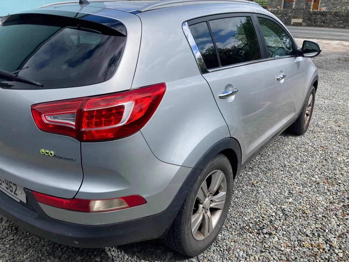 Kia Sportage 2011 - Image 4