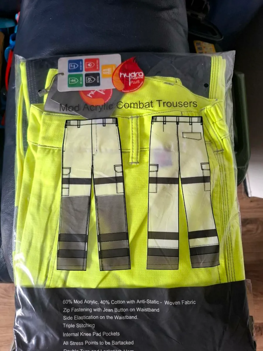 Ppe boots - Image 1