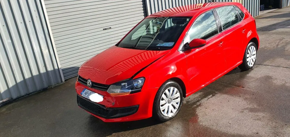 141 VW POLO AUTO - Image 1