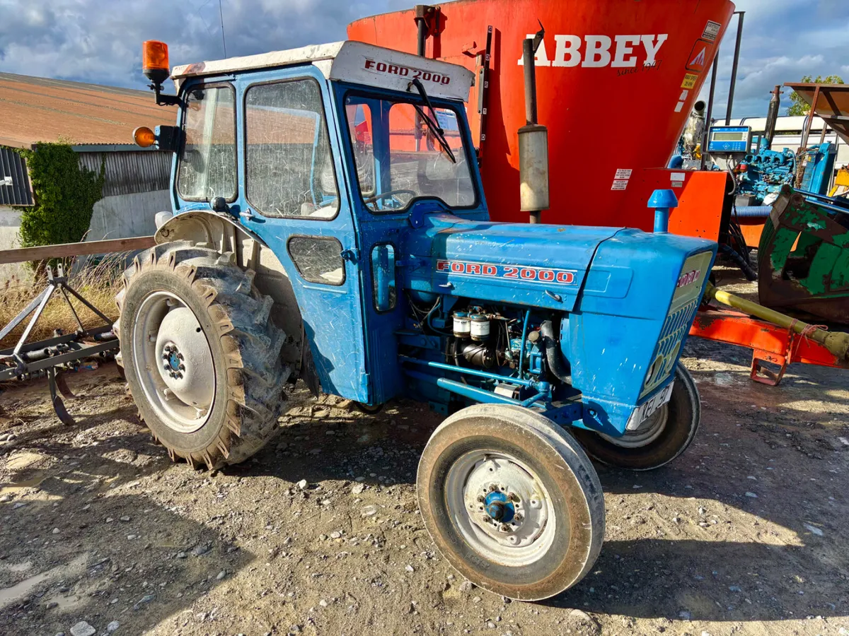 Portlaoise Auction Yard Full - Image 1