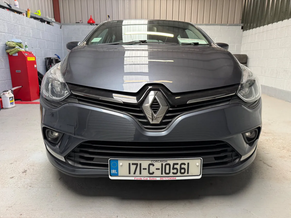 Renault Clio 2017     TOP SPEC ! - Image 3