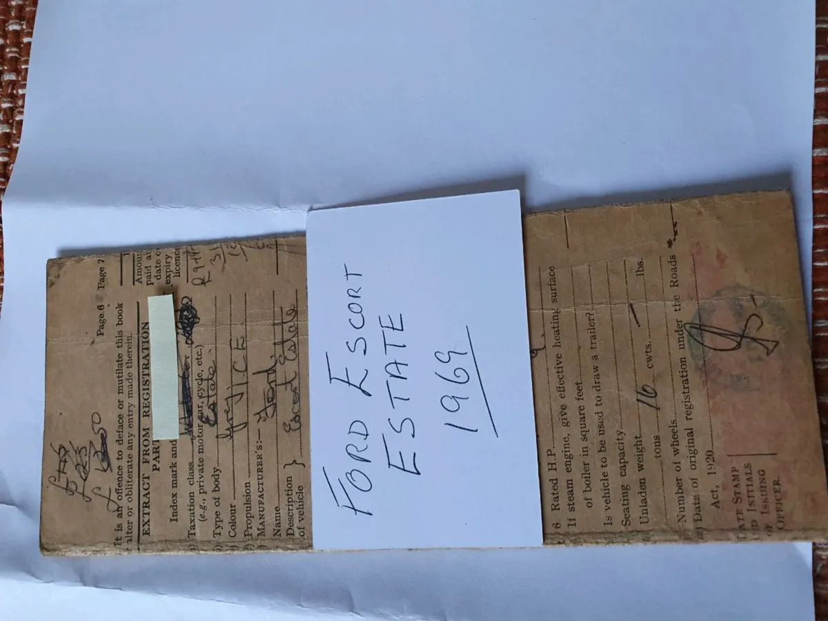 Breaking 69 ford escort estate