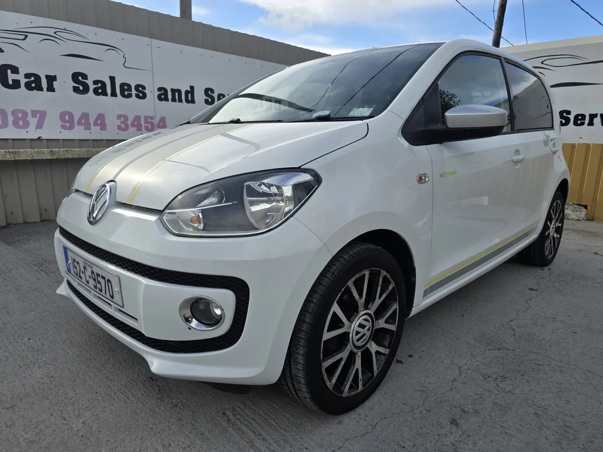 152 VW UP 1.0 Petrol High Spec Warranty - Image 3